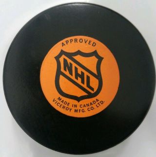 CALGARY FLAMES VINTAGE VICEROY MADE IN CANADA NHL APPROVED OFFICIAL GAME PUCK 3