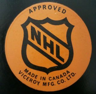 CALGARY FLAMES VINTAGE VICEROY MADE IN CANADA NHL APPROVED OFFICIAL GAME PUCK 4