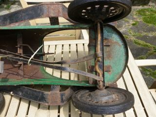 Vintage Garton Tin Lizzy Pedal Car 90 complete to restore 7