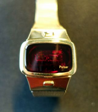 Vintage Pulsar Red Led Mens Watch 14k Goldfilled