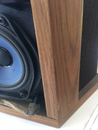 Pair Vintage Bose 901 Series VI Speakers w/ Black Tulip Stands.  No equalizer. 9