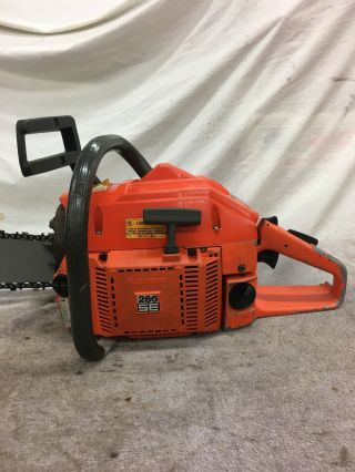 Vintage Husqvarna 266SE Chain Saw 2