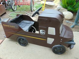UPS ADVERTISING PEDAL CAR RIDING TOY TRUCK RARE 2