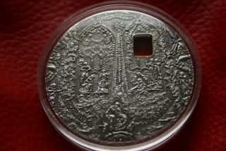 2010 2 Oz Silver Palau $10 Mineral Art Sagrada Familia Rare Antique Finish Coin.