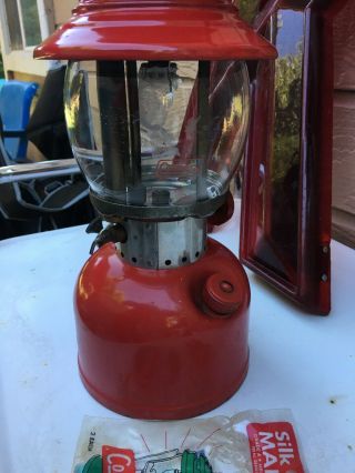 Vintage Coleman 200A lantern dated 9 / 1955 US 7