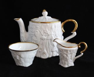 Vintage Royal Stafford Old English Oak Teapot Creamer And Sugar Bowl Set