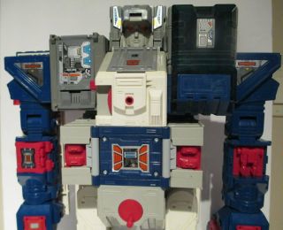 Vintage Hasbro Transformers G1 Fortress Maximus 3