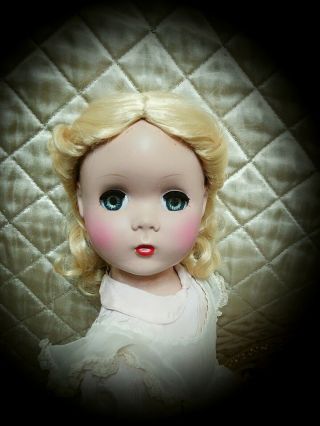 Vintage Tagged 1950s 18 Inch Madame Alexander Alice In Wonderland Doll