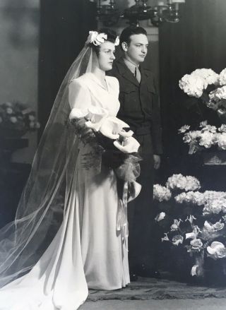 1944 Pretty French War Wife Bride Ww2 Wedding Photo Us Army Soldier Husband