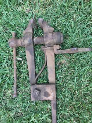 Vintage COLUMBIAN Blacksmith Vise Post Leg Vice 4 