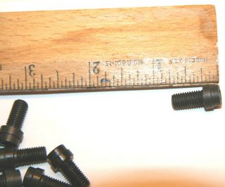 M1 Garand Front Sight Screw,  Early,  USGI - ET5 4