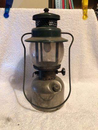 Vintage Coleman Model 242b Gas Lantern Green W Chrome Base Lamp With Globe 19