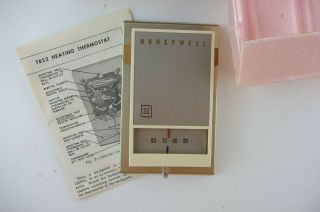 Vintage NOS Honeywell T822 Heating Thermostat 50° - 90° Degrees,  1950 ' s 1960 ' s 2