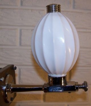 Vintage US SANITARY SPECIALTY CORP.  soap dispenser.  Patented Oct.  6 1925. 4