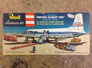 Khs - Revell Model Kit H - 220:198 Dc - 7 Mainliner United Flight 707 Vintage 1955