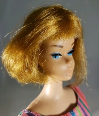 VINTAGE ASH BLONDE AMERICAN GIRL BARBIE DOLL w/OSS and DISPLAYABLE 2