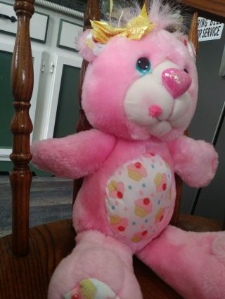 VERY RARE VINTAGE 1991 HALLMARK YUM YUM PLUSH PERFECTLY PINK CUPCAKE BEAR 2