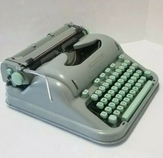 Vintage 1961 Hermes 3000 Portable Typewriter W/Case Seafoam Green 3069730 2