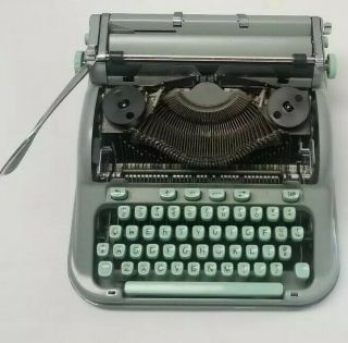 Vintage 1961 Hermes 3000 Portable Typewriter W/Case Seafoam Green 3069730 4