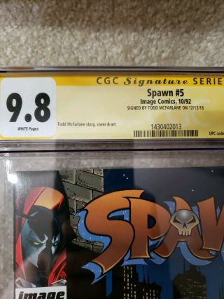 SPAWN 5 CGC SS 9.  8 NEWSSTAND EDITION SIGNED BY TODD MCFARLANE RARE OOP 2