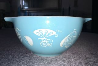 Vintage Pyrex Hot Air Balloon Turquoise Blue Cinderella 1 1/2 Pint Pt Bowl 441
