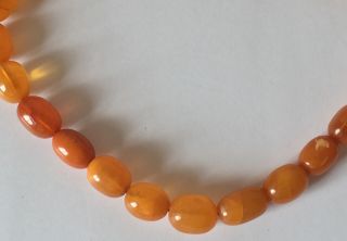 antique EGG YOLK BUTTERSCOTCH chunky AMBER BEAD NECKLACE 41g 1.  5cm beads 6