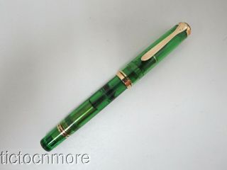 Vintage Pelikan M800 Green Demonstrator Fountain Pen 18c - 750 Nib West Germany