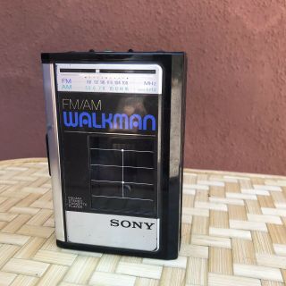 Sony Wm - f41 Walkman Am/fm Cassette Player vintage 80s belt clip 2