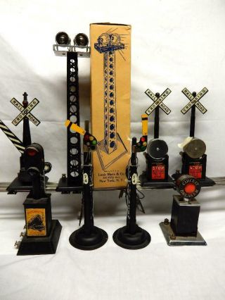 8 Vintage Marx “o” Gauge Railroad Signals In C - 7