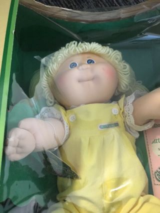 Vintage Cabbage Patch Doll 1984 - Yellow/Blonde Hair Blue Eyes - 7