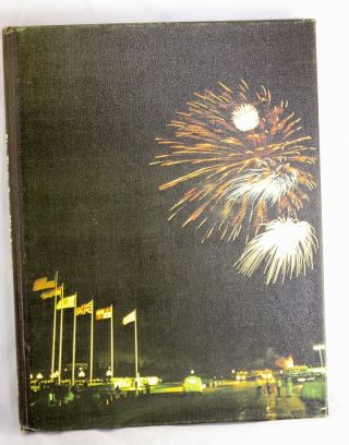 Vtg 1973 Six Flags Over Mid America Employee Yearbook - Amusement Park St.  Louis