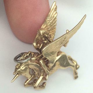 Vintage Estate 14K Gold Pegasus Winged Horse Unicorn Pendant Charm for Necklace 6