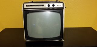 Vintage Sears Model 5021 Portable B&W TV Black and White Solid State Television 2