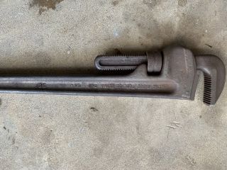 Vintage Rigid 36” Iron Straight Pipe Wrench Oil drilling (Monkey Wrench) 2