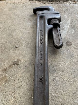 Vintage Rigid 36” Iron Straight Pipe Wrench Oil drilling (Monkey Wrench) 4
