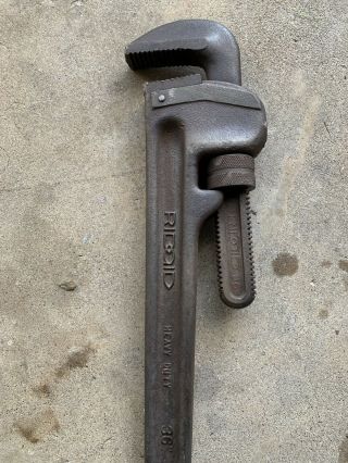 Vintage Rigid 36” Iron Straight Pipe Wrench Oil drilling (Monkey Wrench) 5