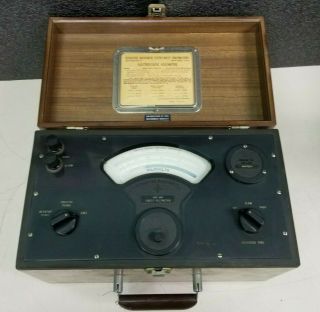 Vintage Sensitive Research Instrument Corp.  Radio Crest Voltmeter Model Crv 114