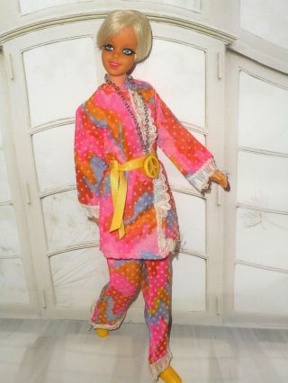 Vintage Barbie Platinum Twiggy Doll In Clone Maddie Mod Dynamite Dreams,  Shoes