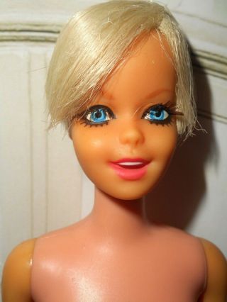Vintage Barbie PLATINUM TWIGGY DOLL IN CLONE MADDIE MOD DYNAMITE DREAMS,  SHOES 5