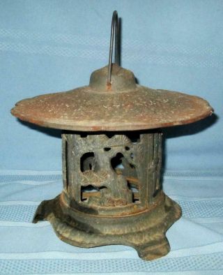 Vintage Japanese Cast Iron Pagoda Garden Lantern Patio Light Candle Holder 2