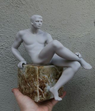 1 Nude Male Man Vintage Lladro Porcelain Figurine Retired Gay Art Enameled Base