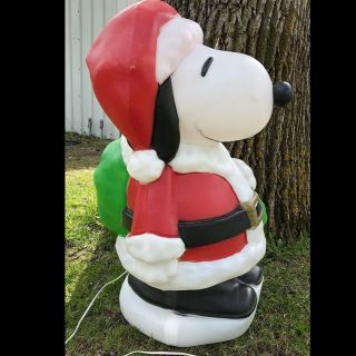 ❇️Vtg Large 32” Peanuts Snoopy Santa Christmas Lighted Plastic Blow Mold Yard 3