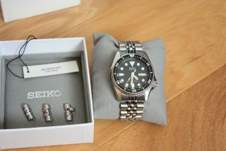 Seiko SKX013K2 Automatic Dive Watch with Stainless Steel Bracelet 4