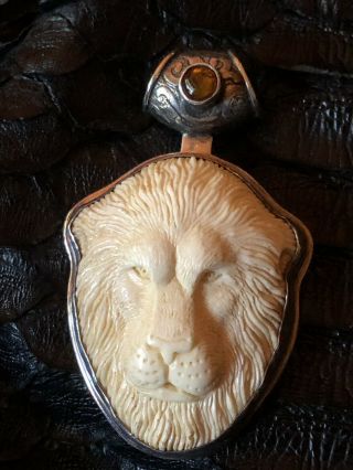 Vintage Tabra Lion King Pendant & Earrings Set