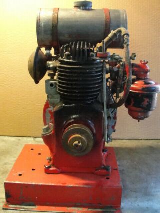 Vintage Lauson RSC690 Gas Engine 3