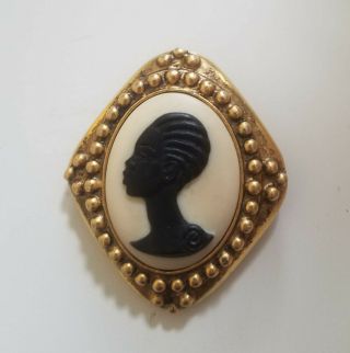 Rare Coreen Simpson The Black Cameo Nail Head Gold Tone Vintage Brooch