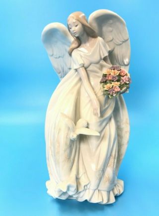 Lladro " Flowers If Peace " Angel 1867,  Rare Limited Edition - Retired