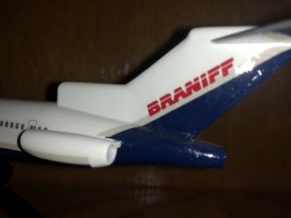 Vintage Braniff - 2 (1983 - 1990) Boeing 727 - 200 Airjet 1/200 Scale Model