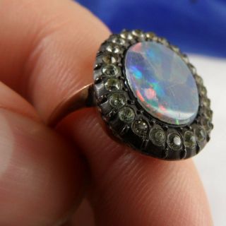 STUNNING ART DECO 9CT GOLD & SILVER OPAL DOUBLET AND PASTE SET RING SIZE S.  5 5