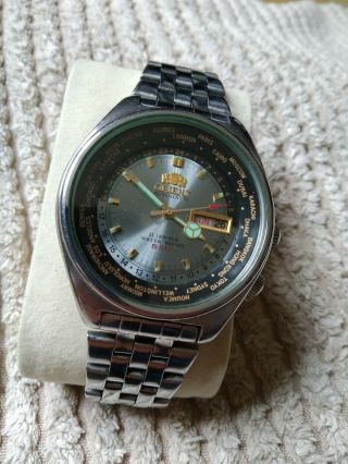 Vintage Orient Automatic World Time Day Date 21 Jewels Watch